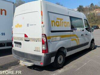 2014-renault-master-1440710-46474292