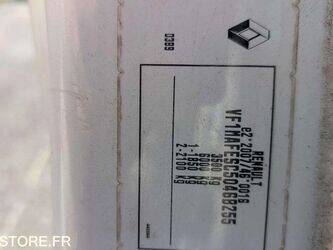 2014-renault-master-1440710-46474298