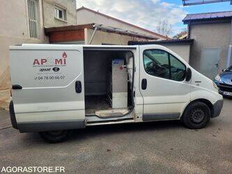 2014-renault-trafic-1440713-46474344
