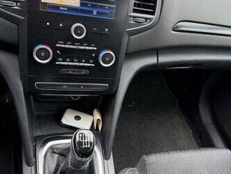 2016-renault-megane-1440724-46474486