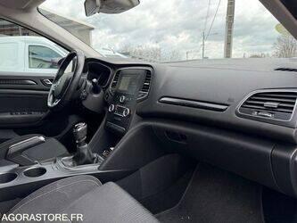 2016-renault-megane-1440724-46474490