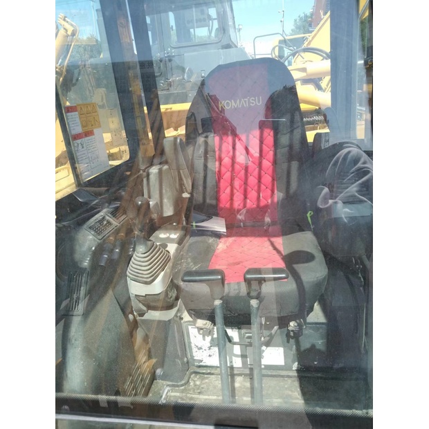 2021 Komatsu PC56-7-46474641