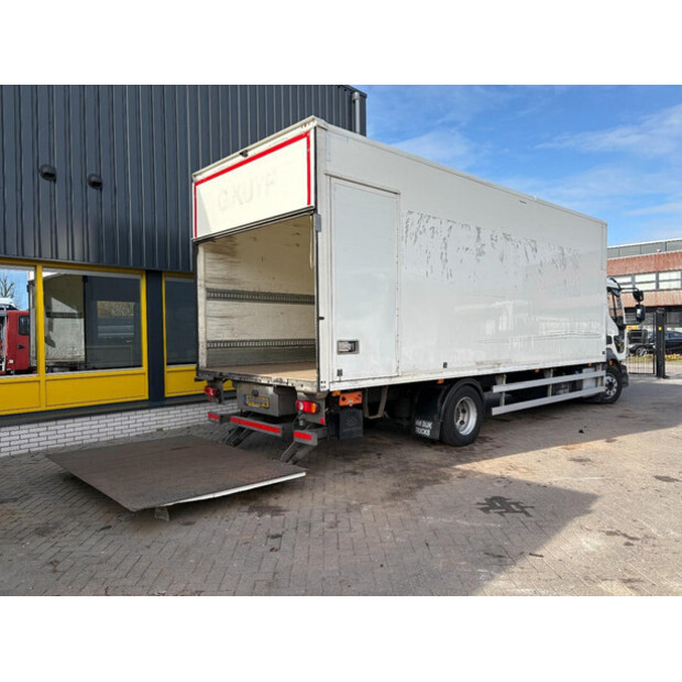 2017 فولفو FL-46474739