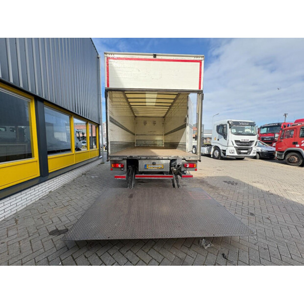 2017 فولفو FL-46474741