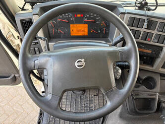 2017-volvo-fl-1440735-46474746