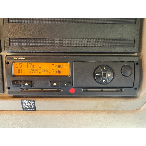 2017 فولفو FL-46474763