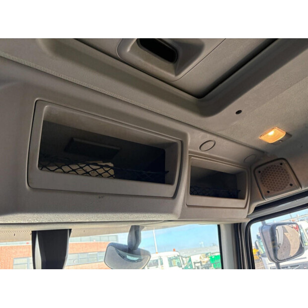 2017 فولفو FL-46474766