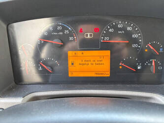 2017-volvo-fl-1440735-46474771