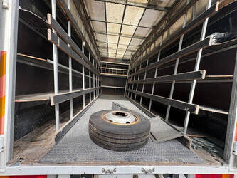 2005-man-l2000-1440737-46474817