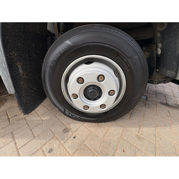 2005 مان L2000-46474824