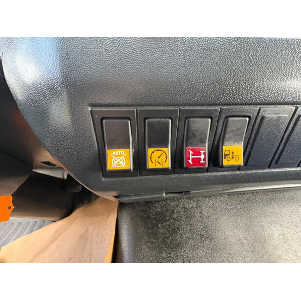 2005 مان L2000-46474832