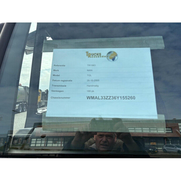 2005 مان L2000-46474837