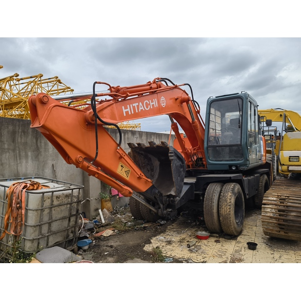 2021 Hitachi 100-46474952