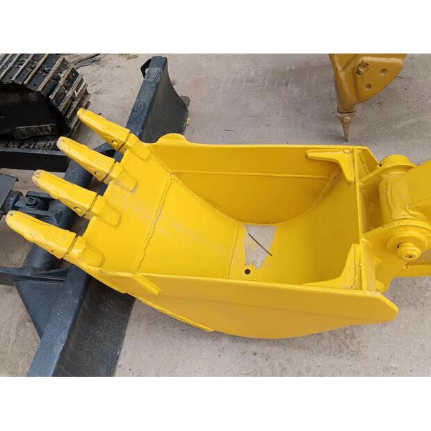 2020 Komatsu 30-46474975