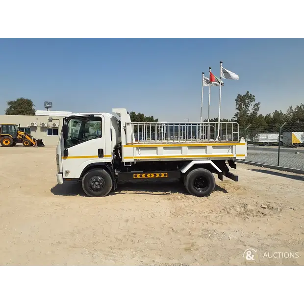 2024 Isuzu NPR-46474985