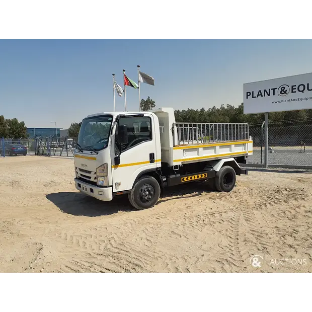 2024 Isuzu NPR-46474986