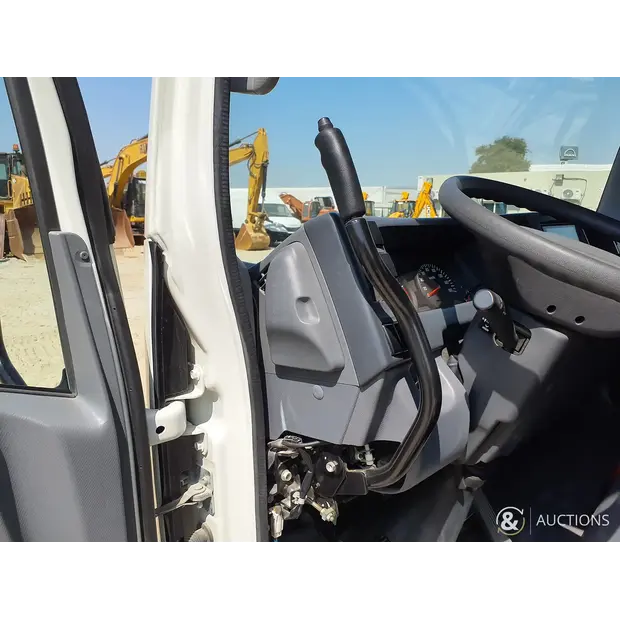 2024 Isuzu NPR-46475009