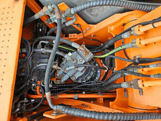 2013-doosan-dx180lc-3-46475194