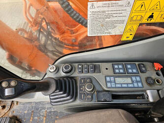 2013-doosan-dx180lc-3-46475212