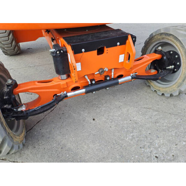 2022 جيه ال جي EC520AJ-46475303