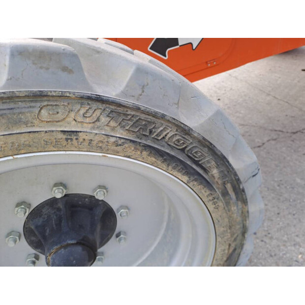 2022 جيه ال جي EC520AJ-46475325