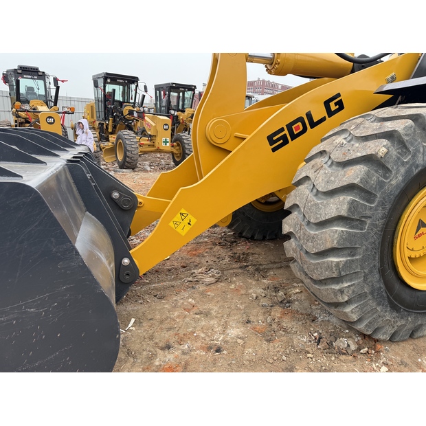 2025 SDLG LG968F-46475588