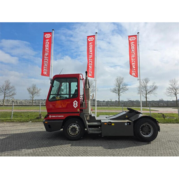 2020 Terberg YT222-46475711