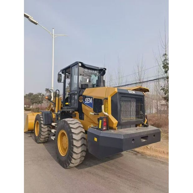 2023 سيم 636F-46475899