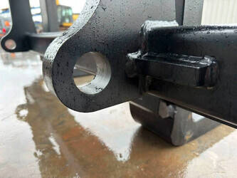 2026-komatsu-wa380-46476441