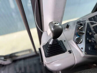 2010-volvo-g930-ce-46476849