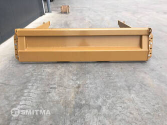 2026-caterpillar-725-afx-46476941