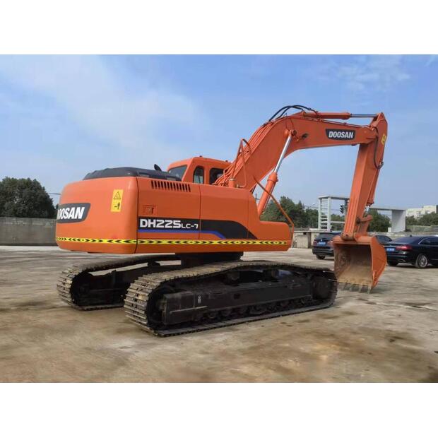 2018 Doosan DH225LC-46477272