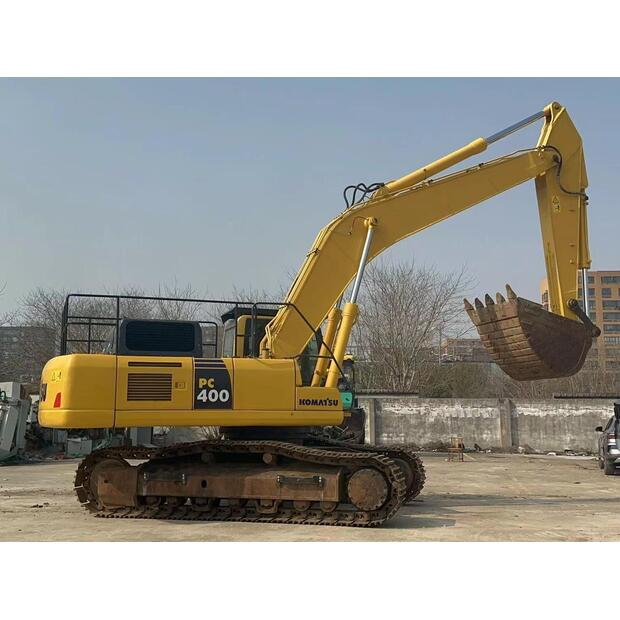2018 كوماتسو PC400-8-46477645