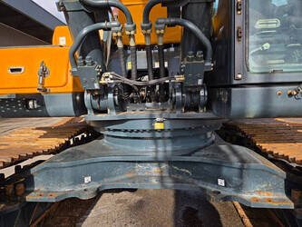 2016-hyundai-hx520l-1413309-46477877