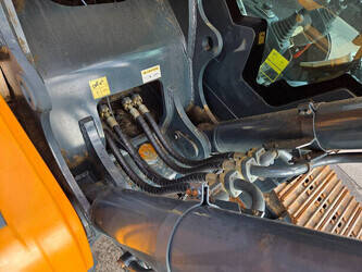 2016-hyundai-hx520l-1413309-46477878