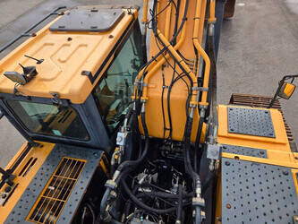 2016-hyundai-hx520l-1413309-46477879