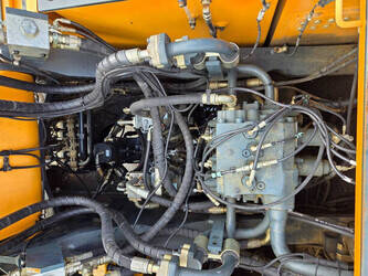 2016-hyundai-hx520l-1413309-46477881