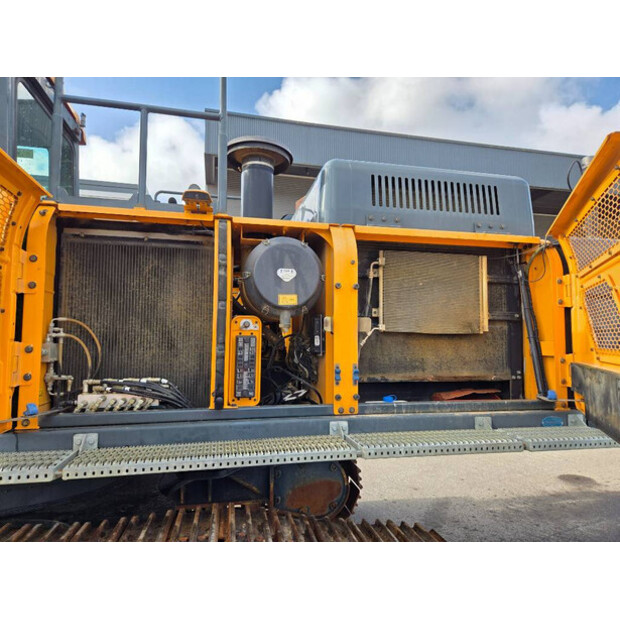 2016 هيونداي HX520L-46477883