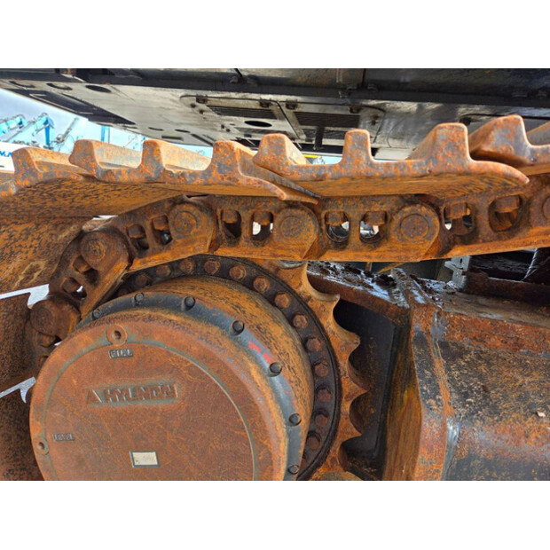 2016 هيونداي HX520L-46477885