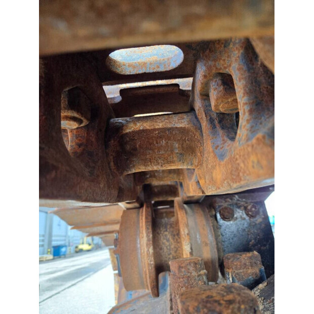 2016 هيونداي HX520L-46477886