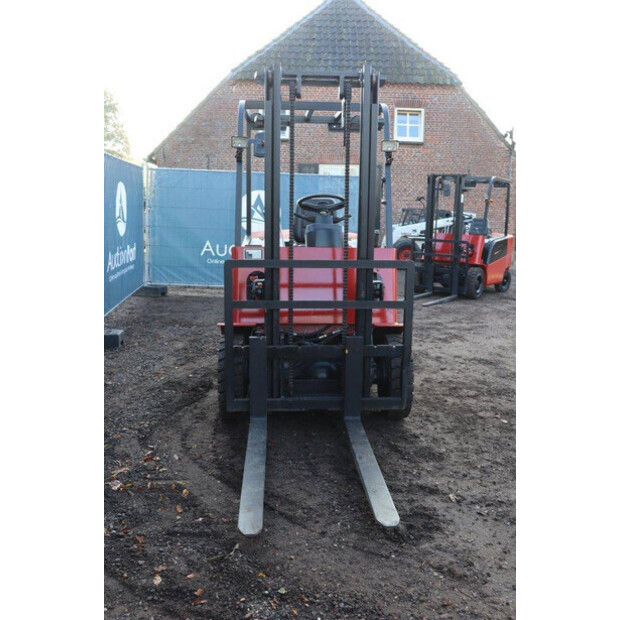 2024 IHI GPD30-46477895