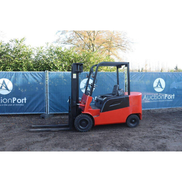 2024 IHI GPD30-46477918