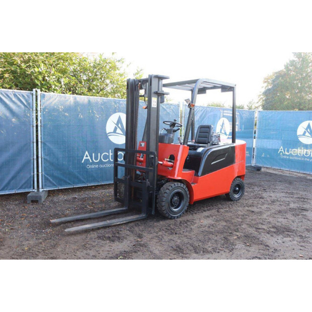 2024 IHI GPD30-46477925