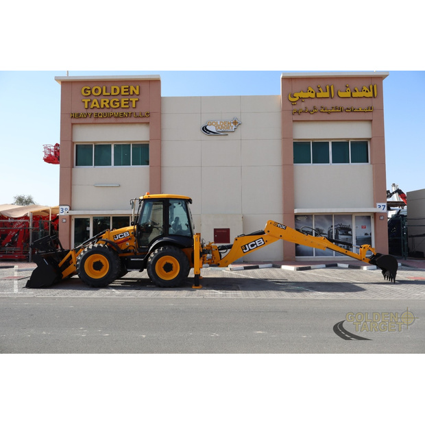 2023 جيه سي بي 4CX-46481470