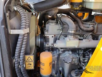 2023-jcb-4cx-1441015-46481471