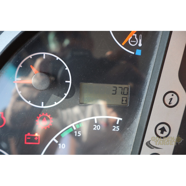 2023 جيه سي بي 4CX-46481479