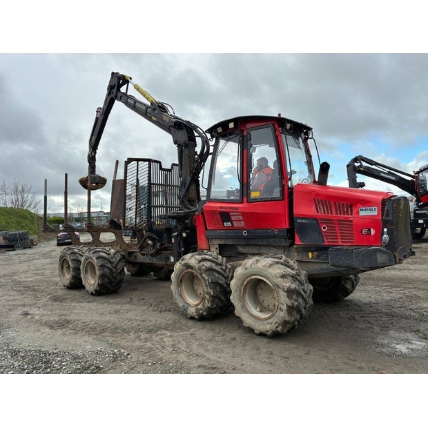 2018 كوماتسو 835-46482315