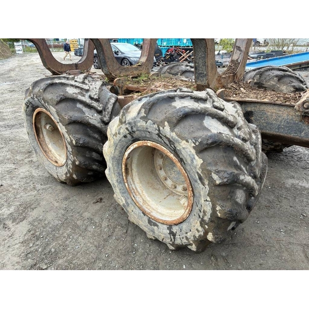 2018 كوماتسو 835-46482316