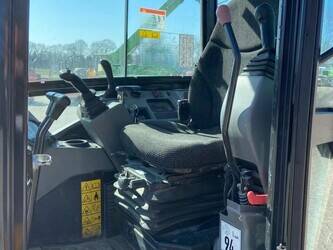 bobcat-e35z-1327309-46485753