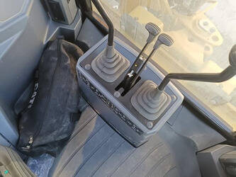 2024-caterpillar-424-1441033-46486996